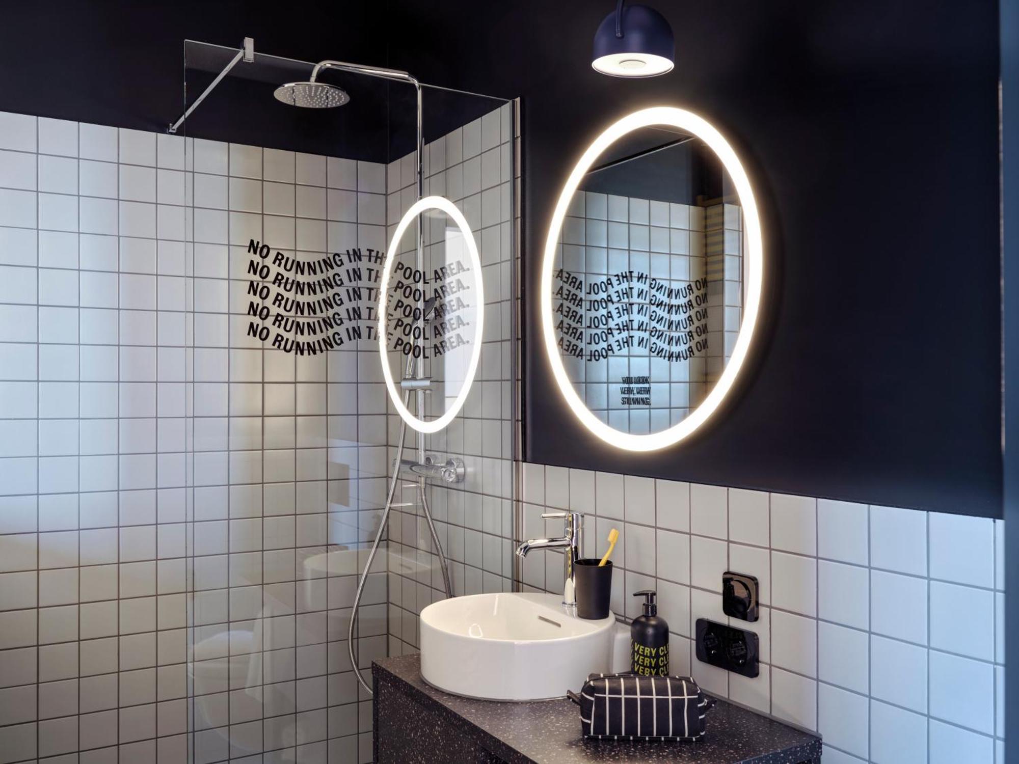 Stayery Guetersloh Hauptbahnhof المظهر الخارجي الصورة